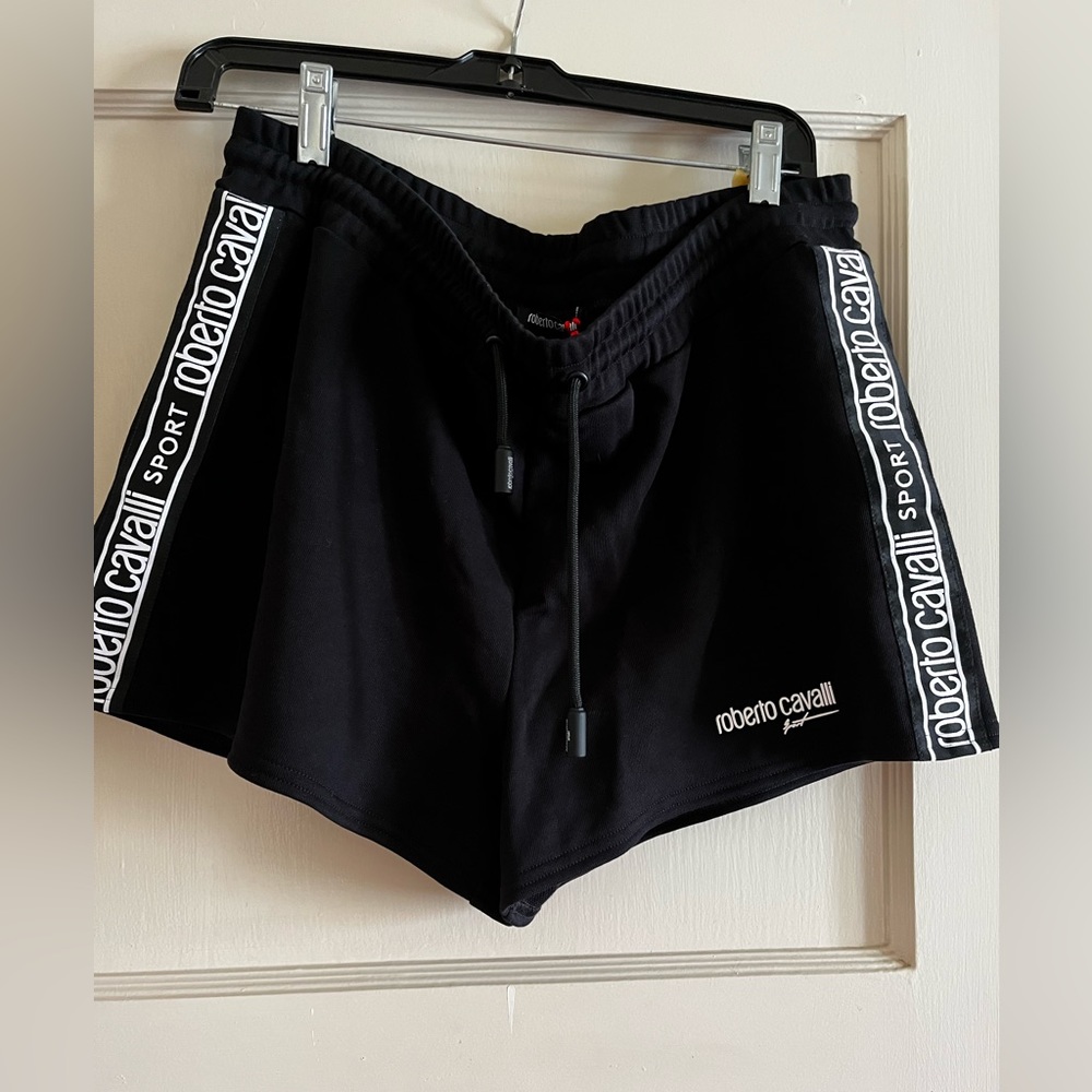 Brand new. Made in Italy.